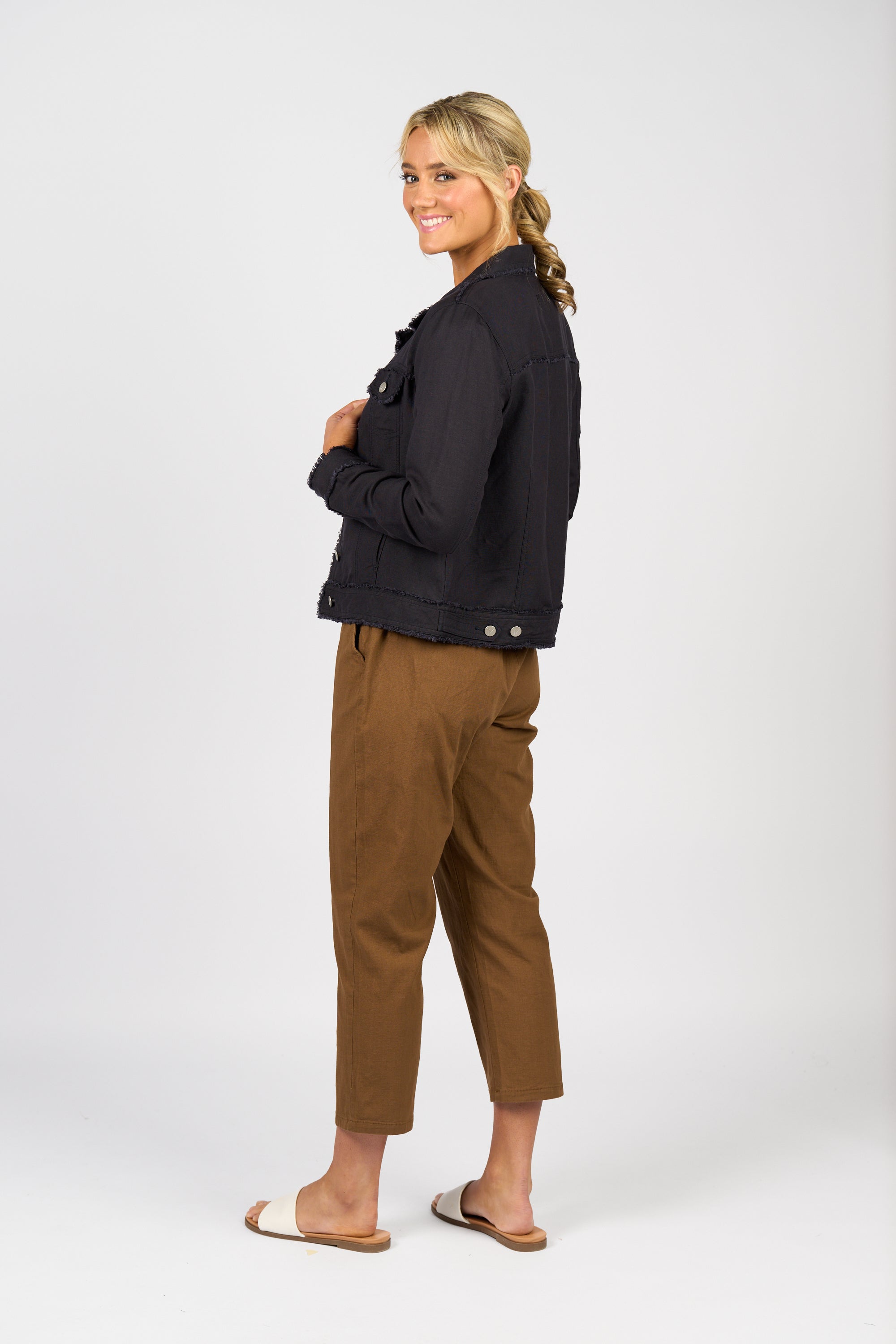 2026A Linen Jacket with Frayed Seams