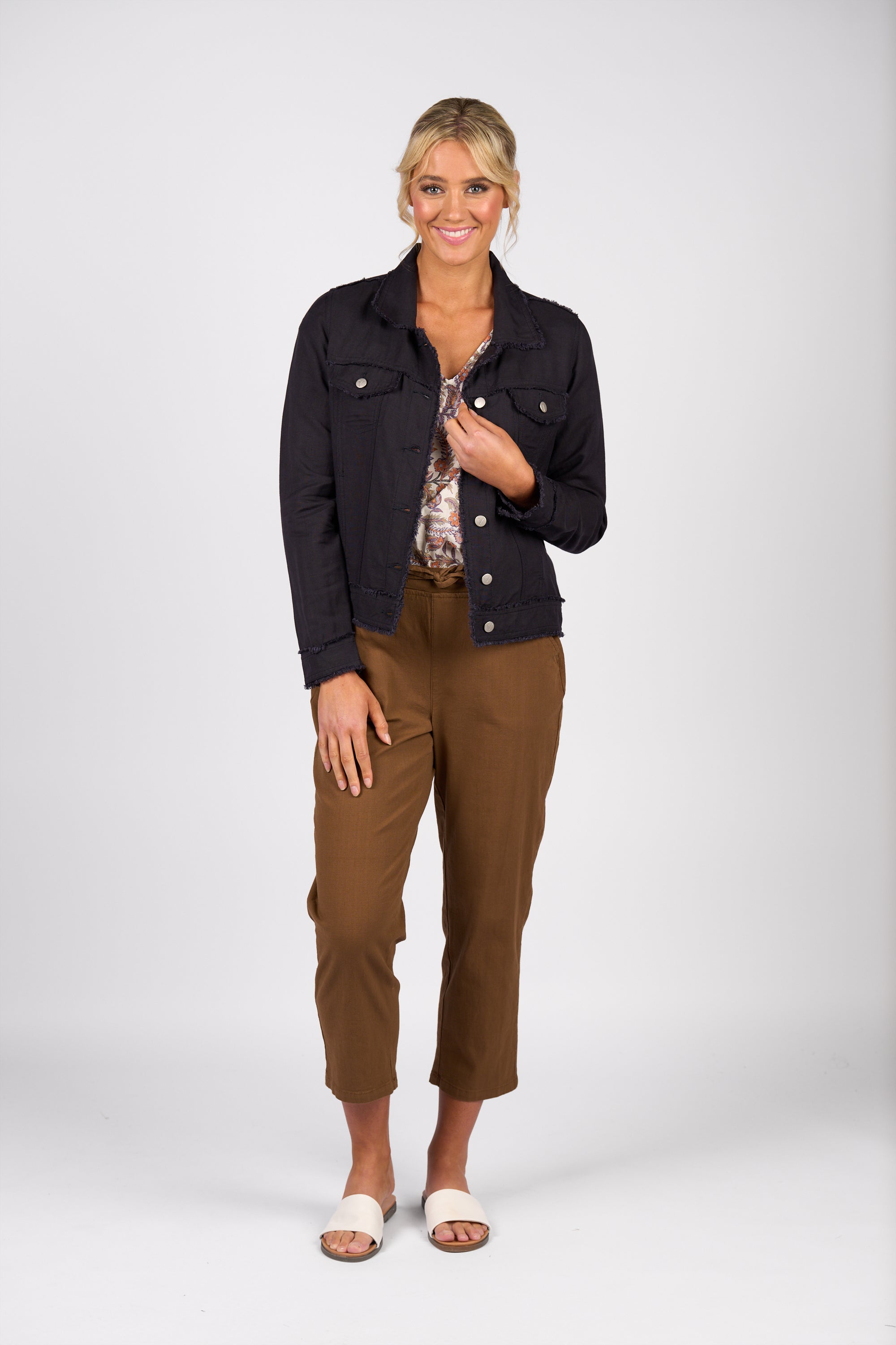 2026A Linen Jacket with Frayed Seams
