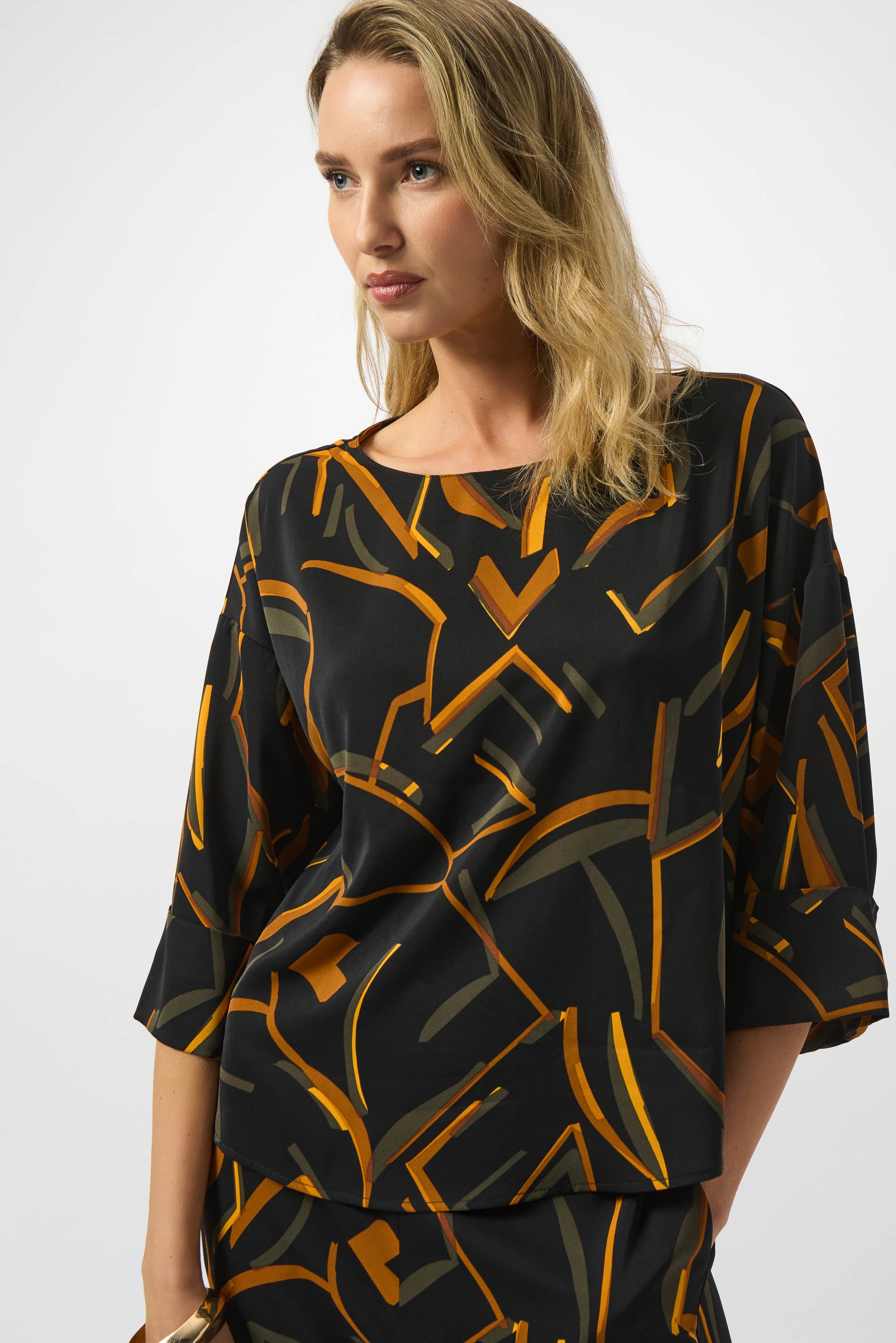 253238 Recycled Woven Geometric Print Boxy Top