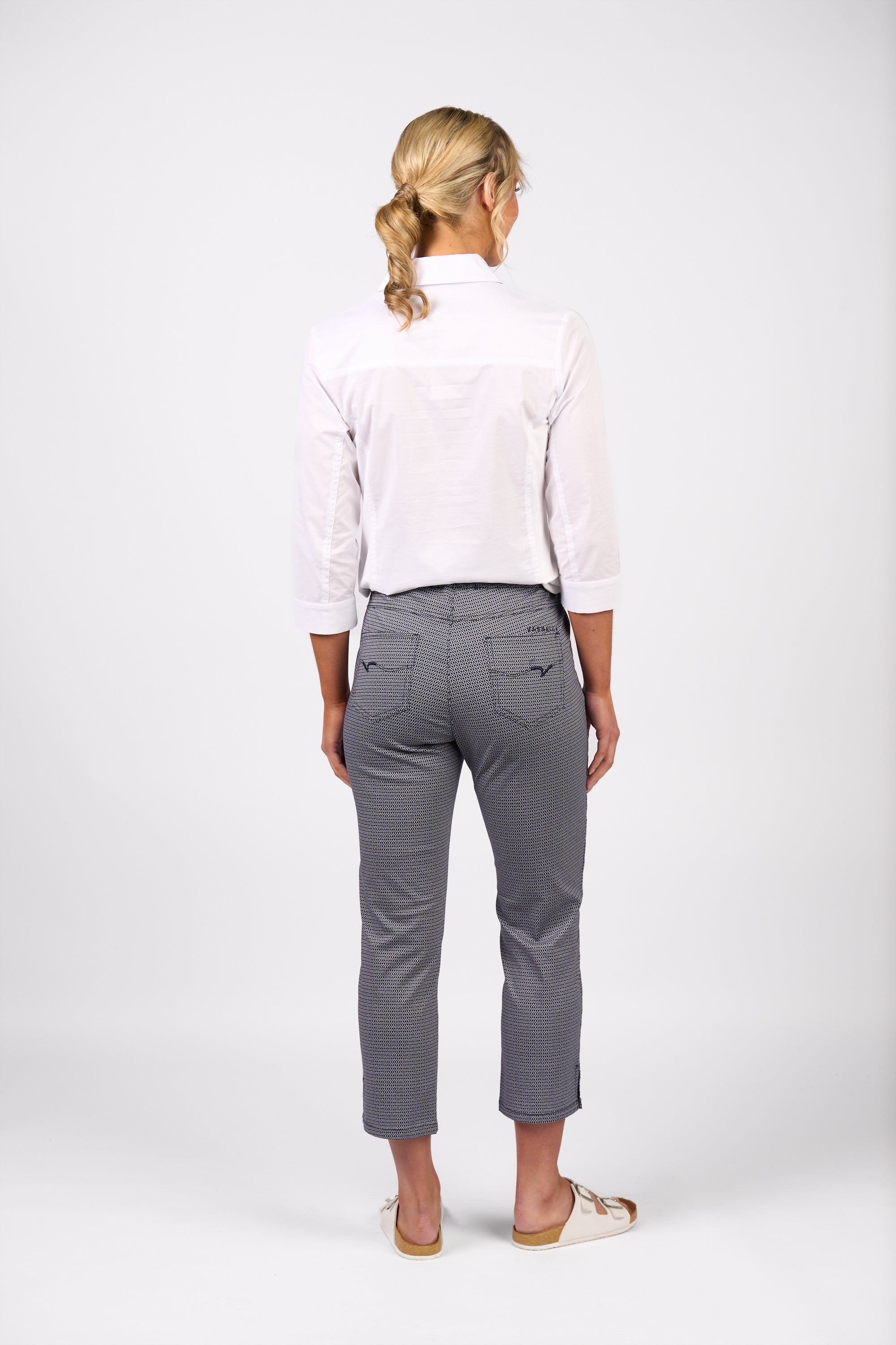 296 Slim Leg 7/8 Length Lightweight Pull On
