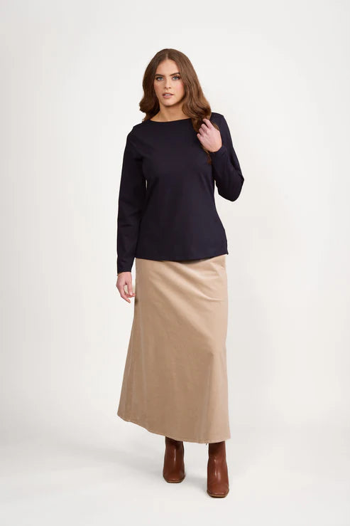 4472 Boat Neck Long Sleeve Top