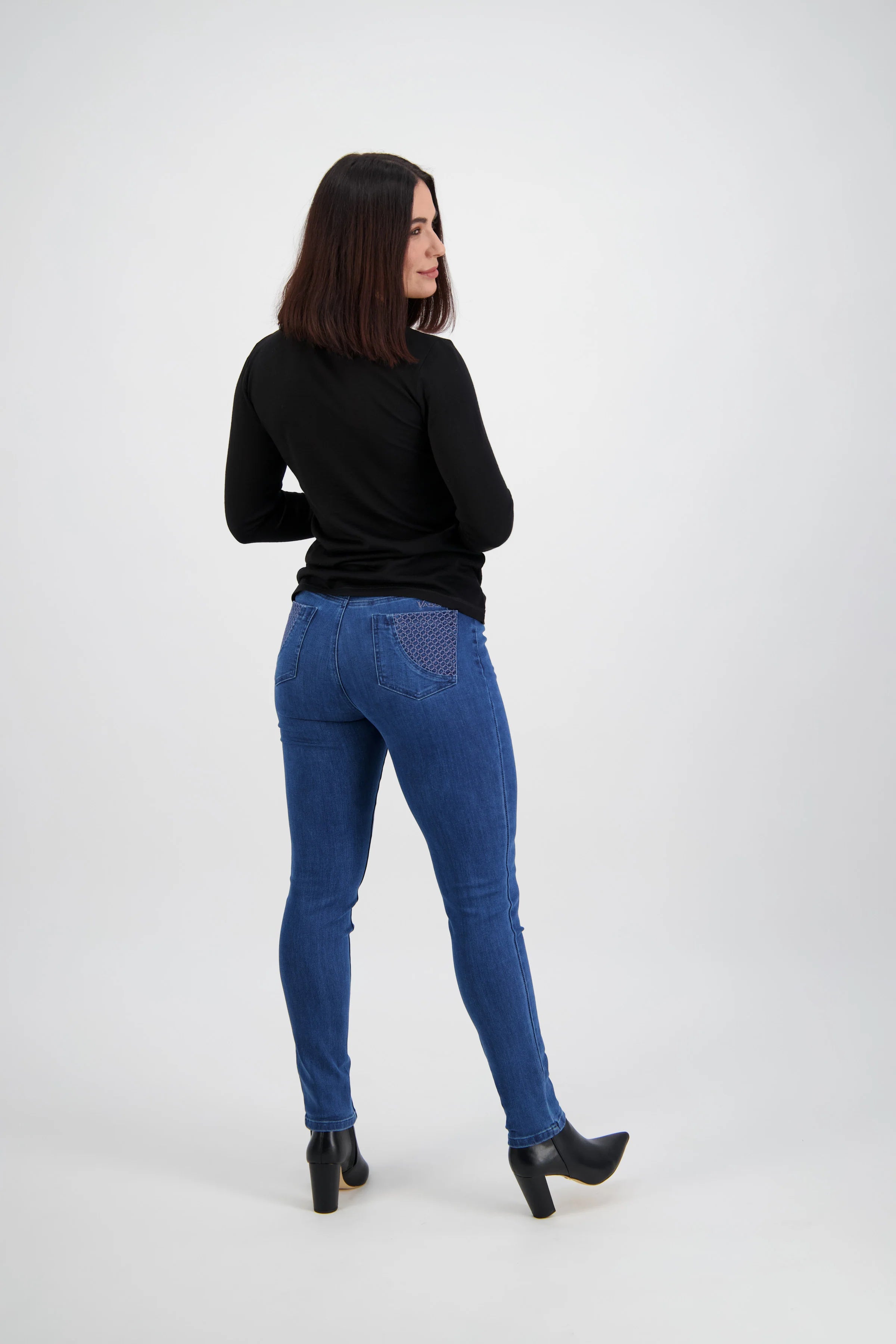5535 - Reign Jean - Skinny Leg Full Length Basket Weave