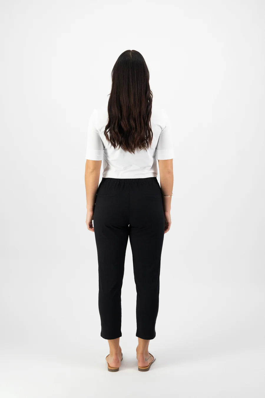 5790 - 7/8 Length Skinny Leg Elastic Waist Pant