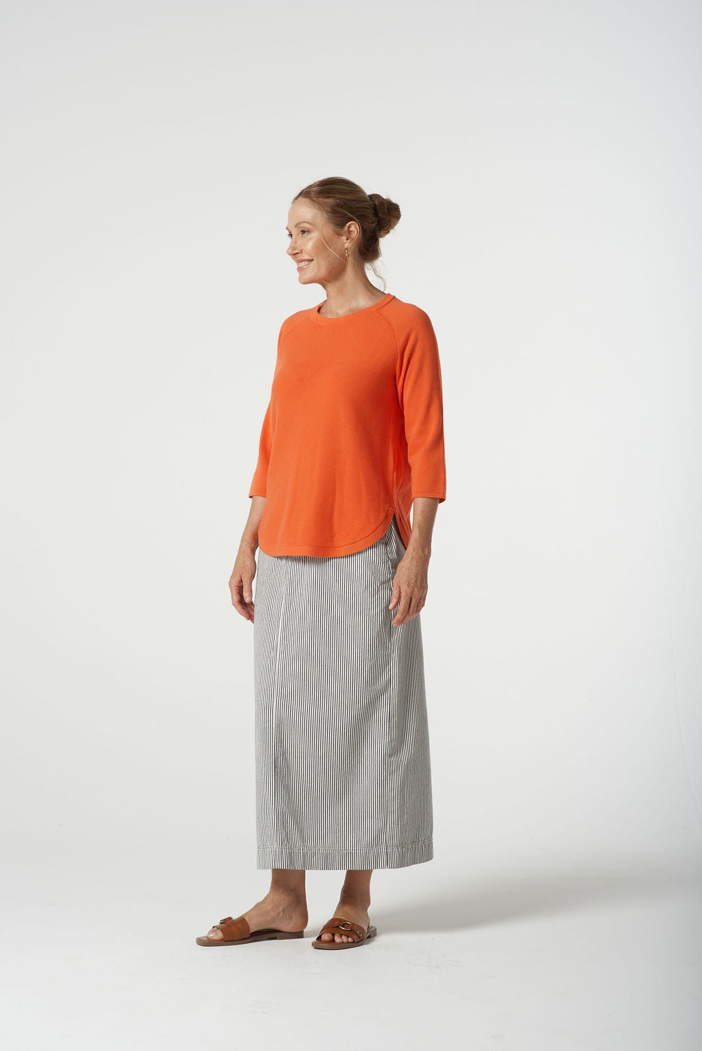 8144 3/4 Sleeve Raglan Jumper