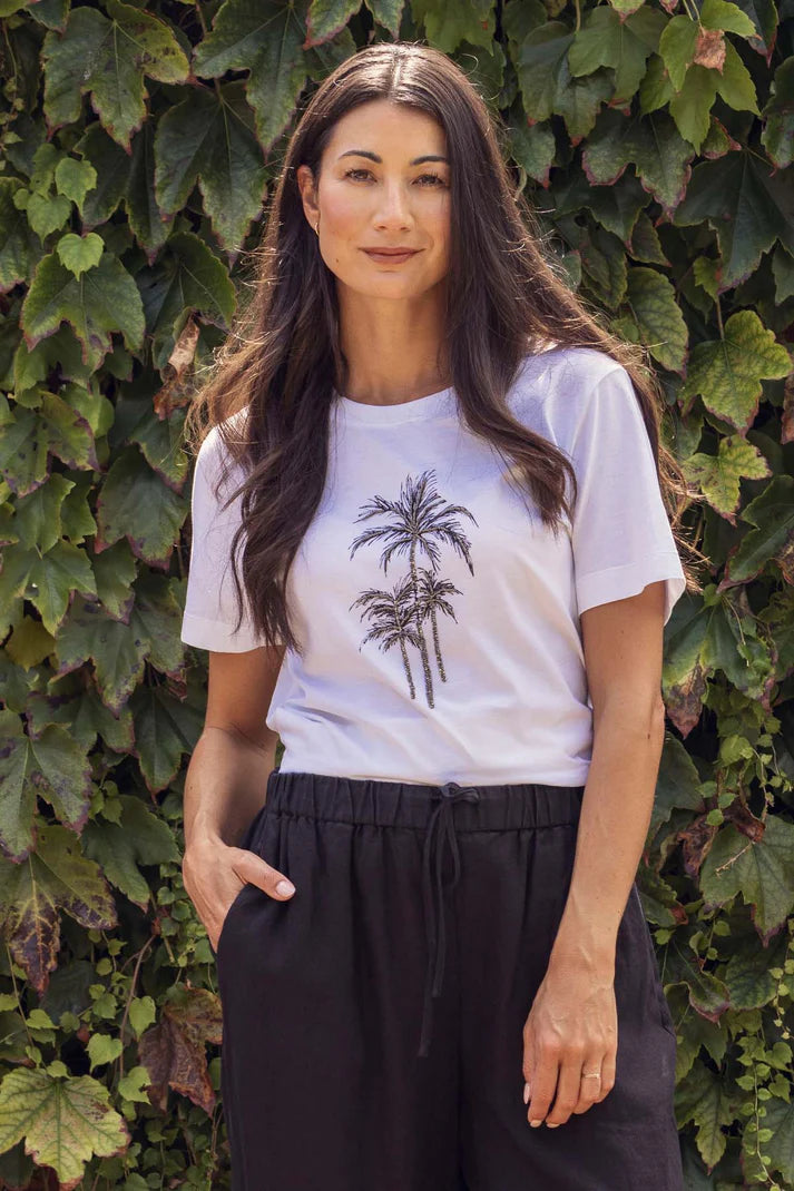 59612015A Beaded Palm Tee