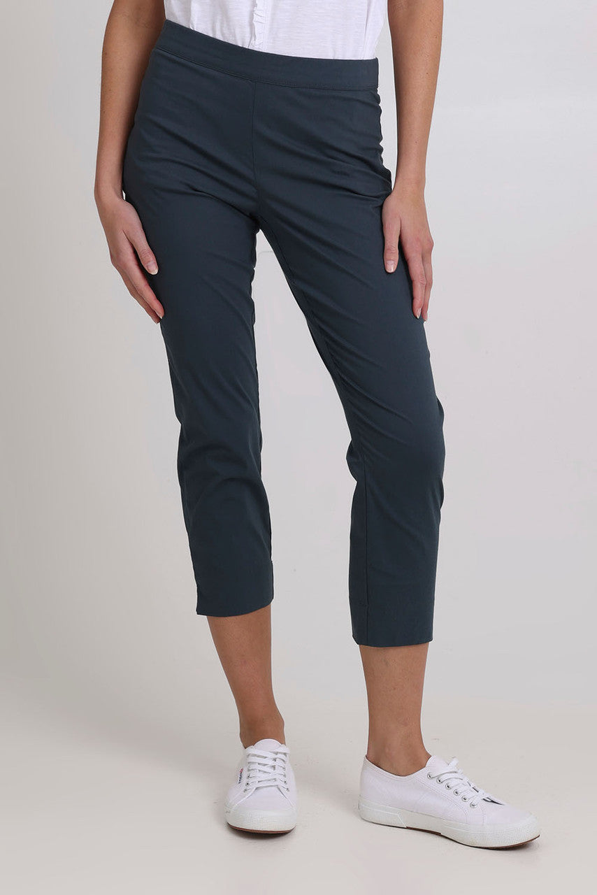 FO4901 Fuss Free Trapeze Capri Pants