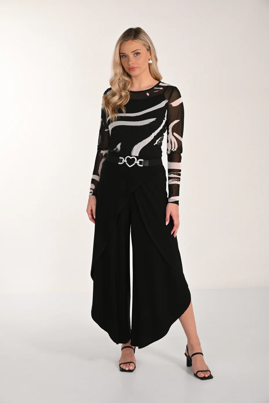 Frank Lyman 266004 Knit Pants