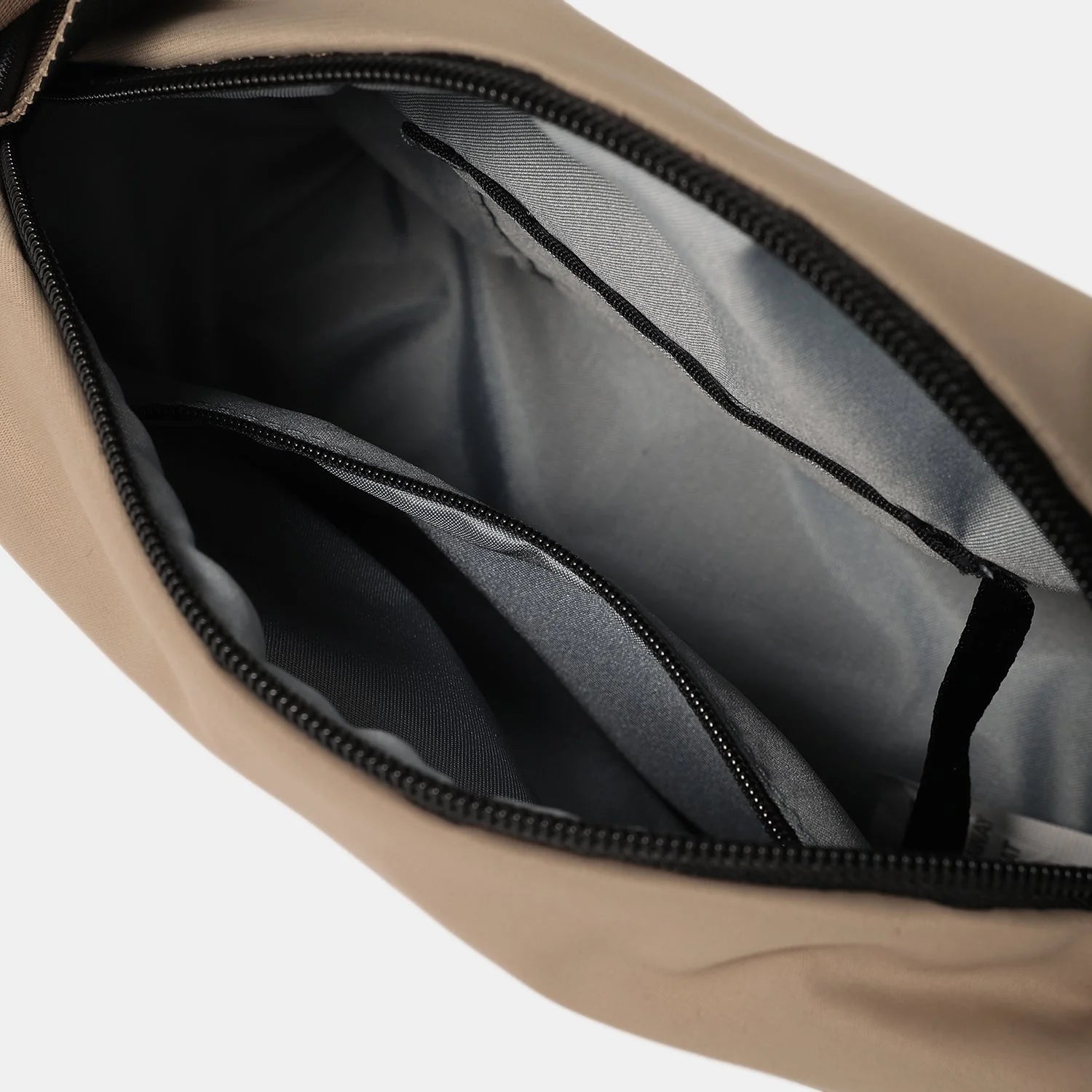 Hedgren HNOV02M NEUTRON Crossbody Bag RFID
