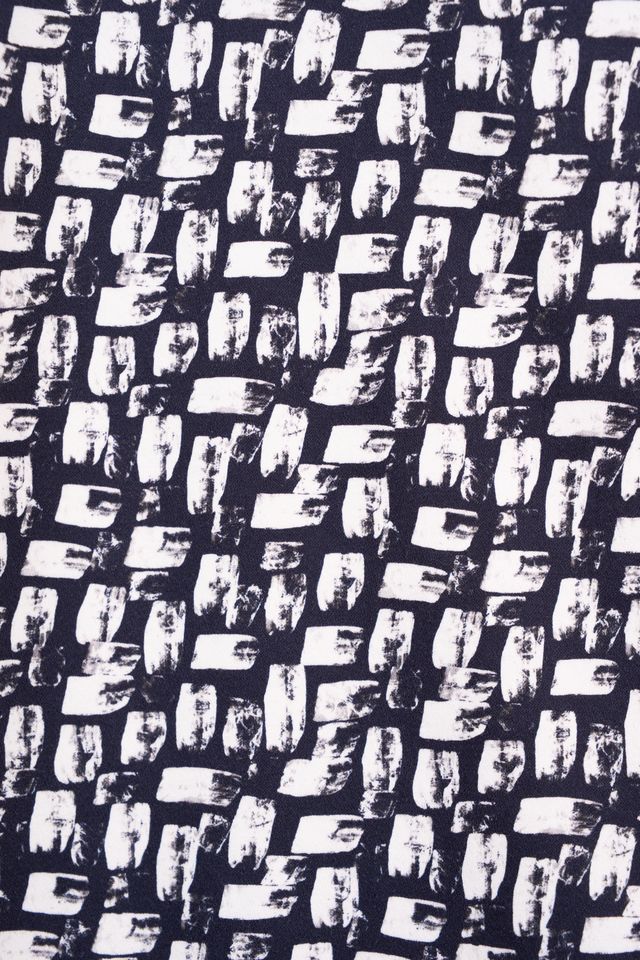 372AV Printed Lightweight Skirt with Centre Back Vent