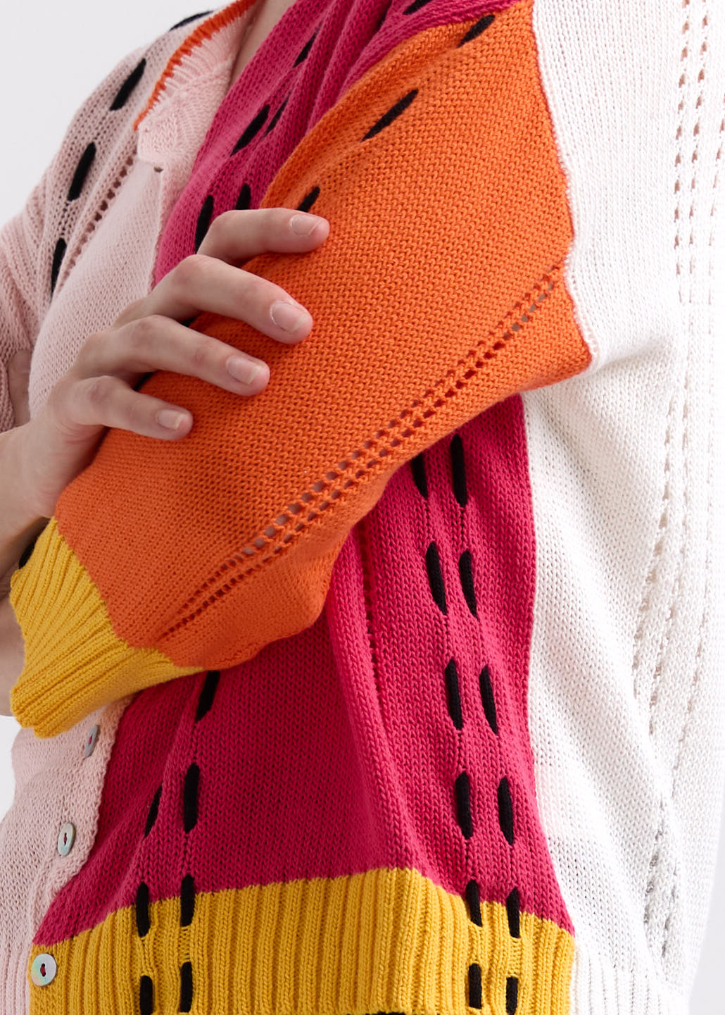 ZP7719 Thread Detail Cardi
