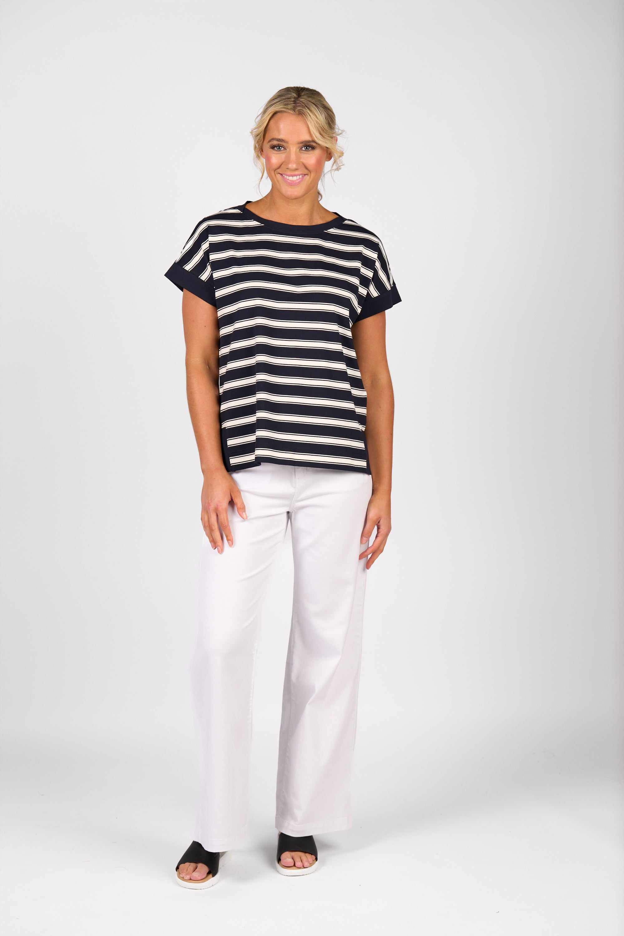 4363 Drop Sleeve Top with Stepped Hem