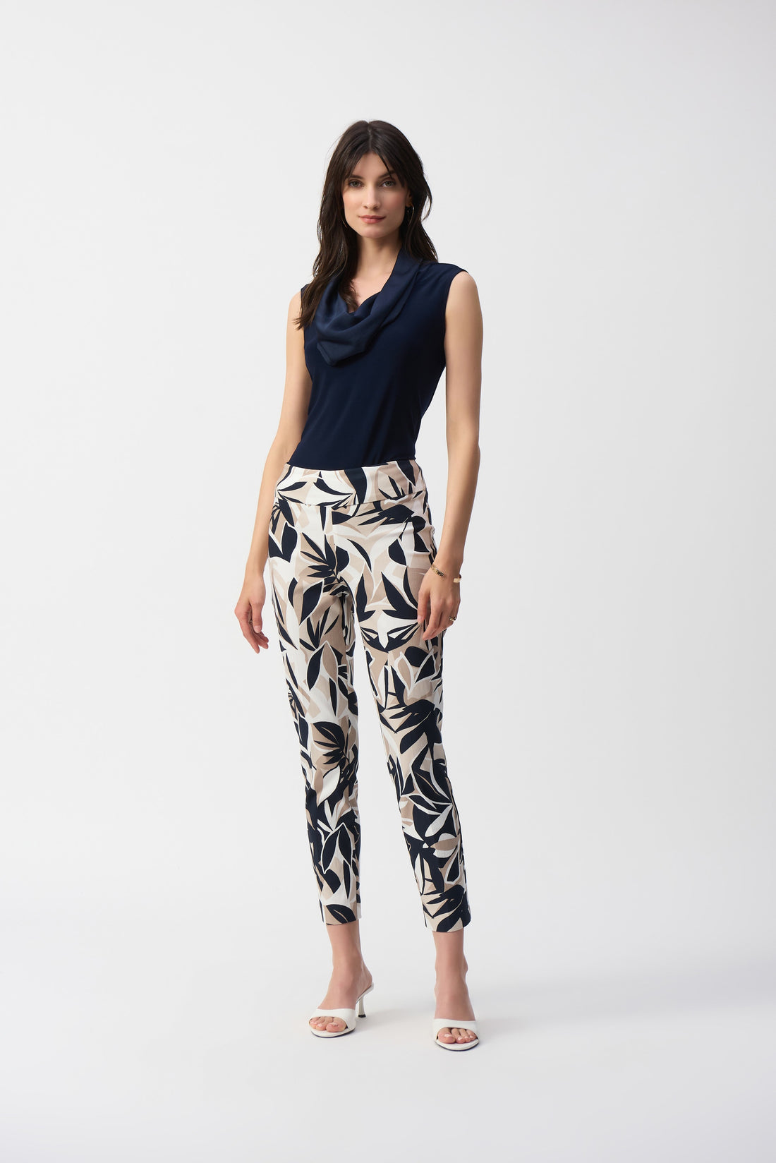 251001 Tropical Print Slim Fit Pants