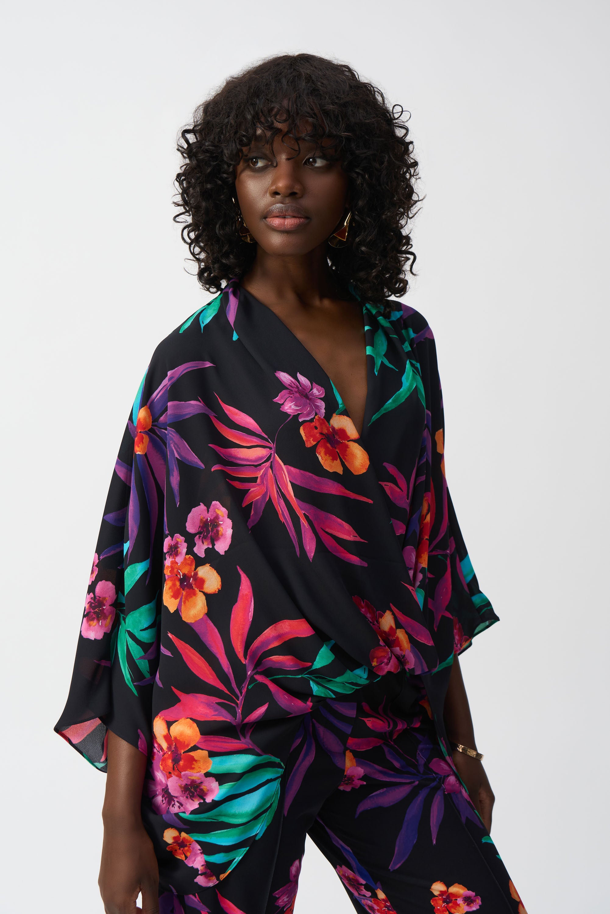 251127 Georgette Tropical Print Wrap