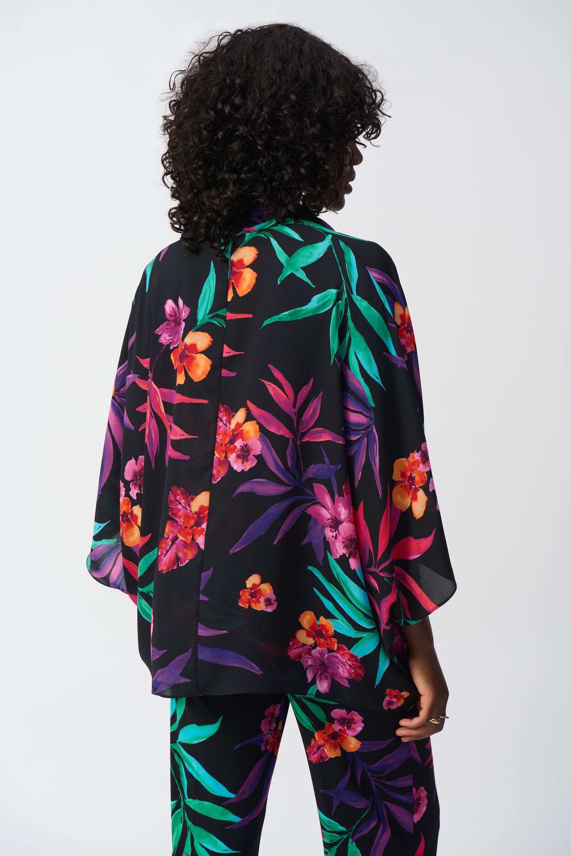 251127 Georgette Tropical Print Wrap