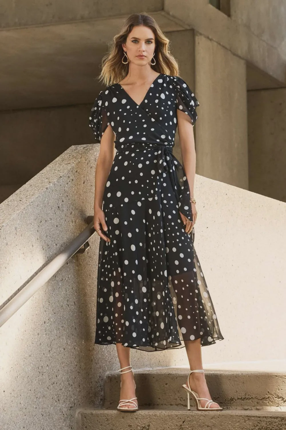 251907 V Neck Polka Dot Midi Dress