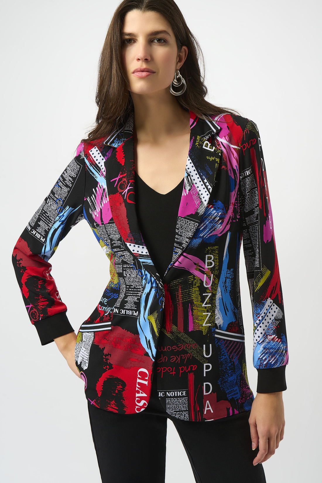 253090 Silky Knit Word Print Straight Blazer