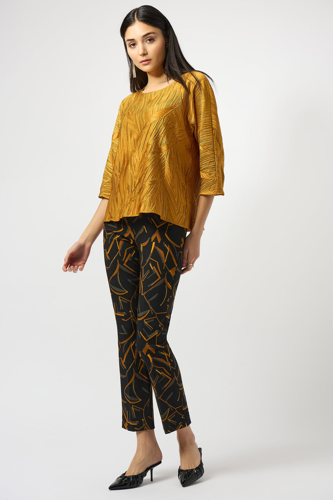 Millennium Print Straight Leg Pull-On Pants 253268