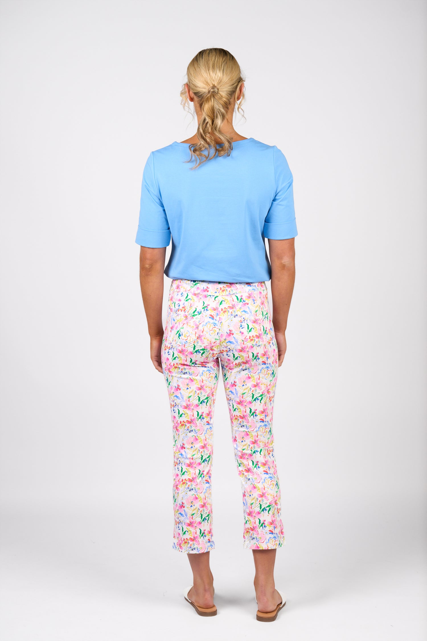 274LW Slim Leg 7/8 Length Lightweight Pull On