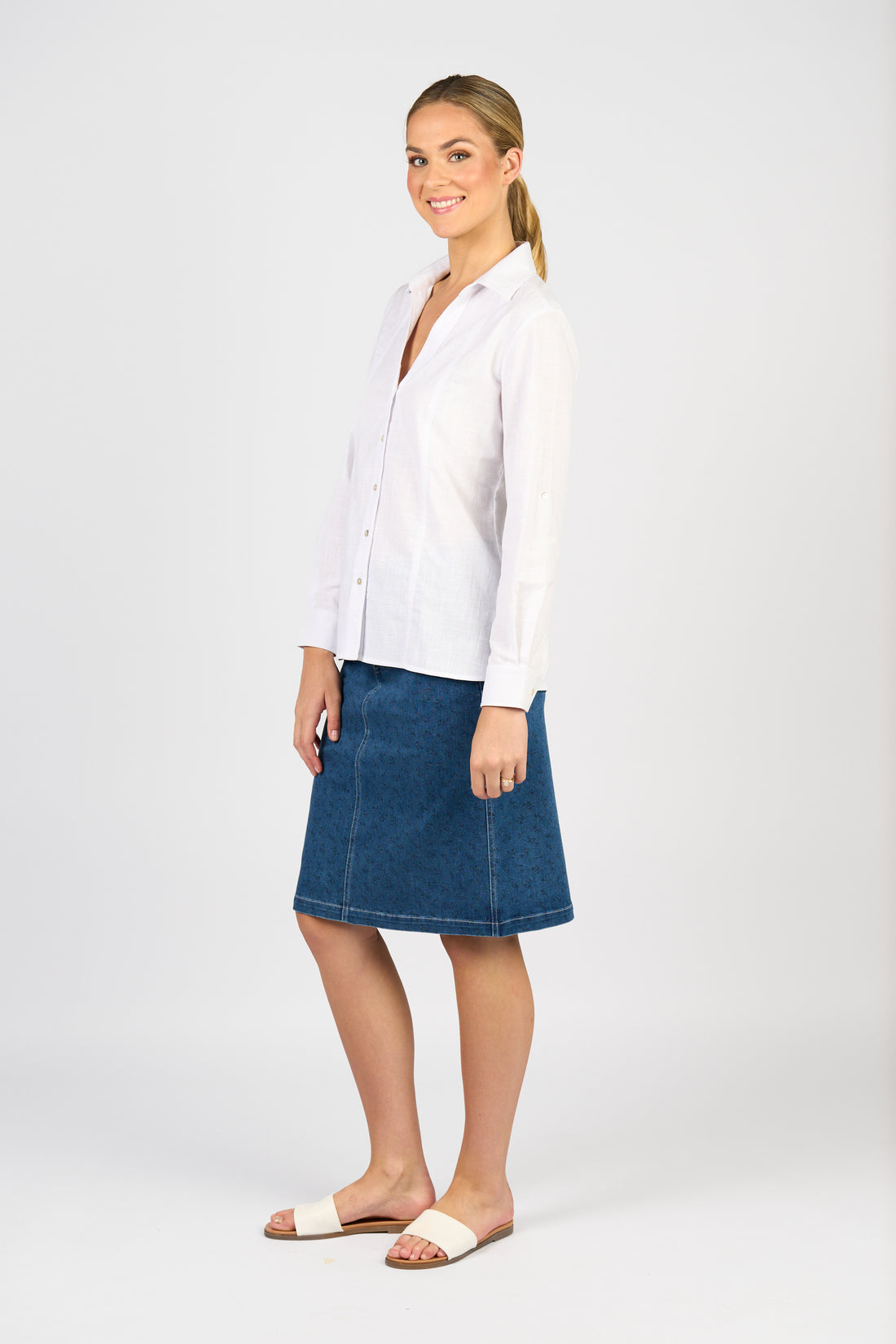 372AV Denim Skirt With Back Vent