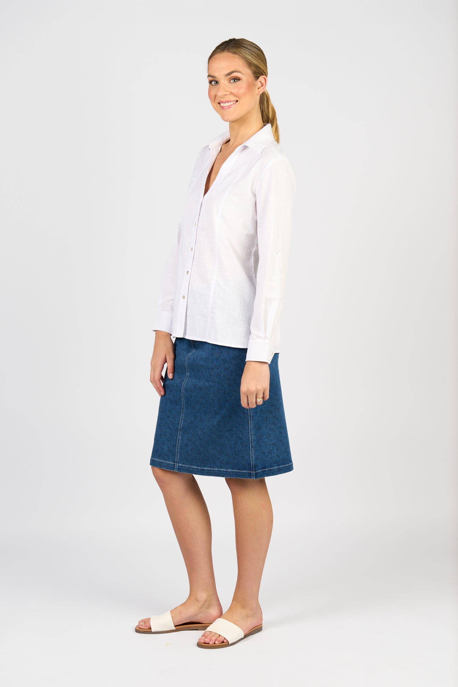 372AV Denim Skirt With Back Vent