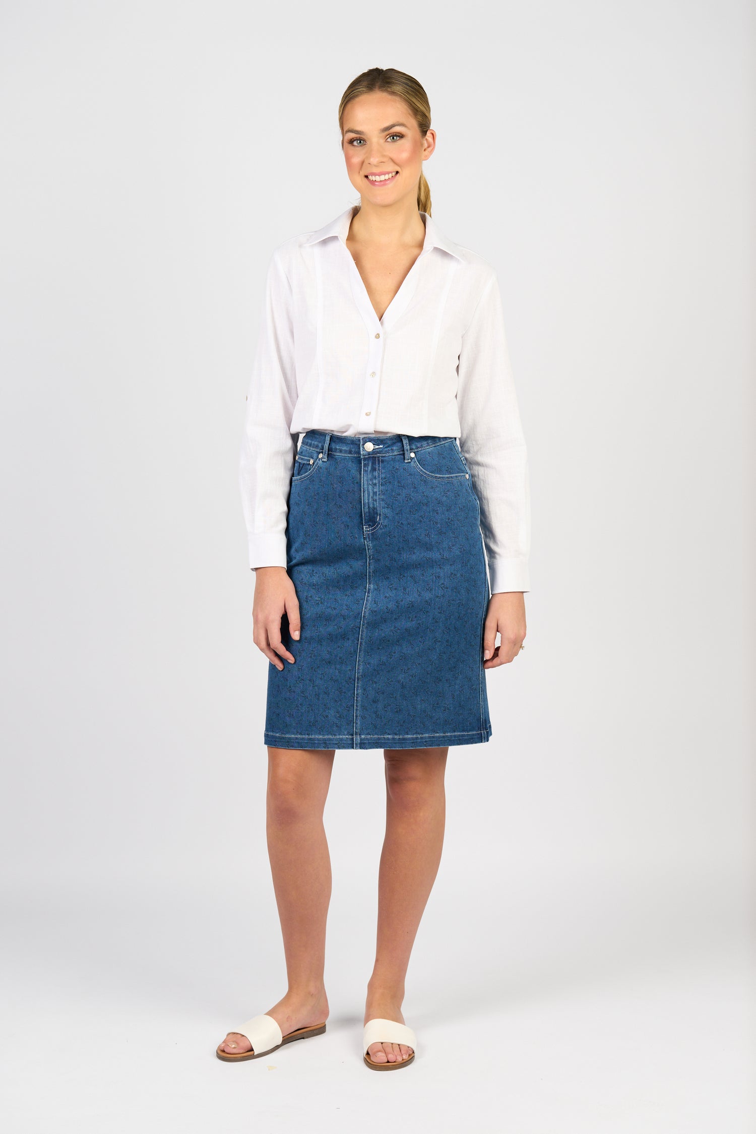 372AV Denim Skirt With Back Vent