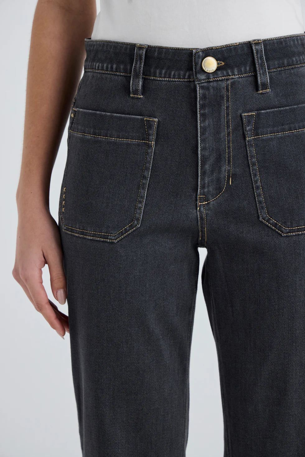 3764 - Chrome Jean