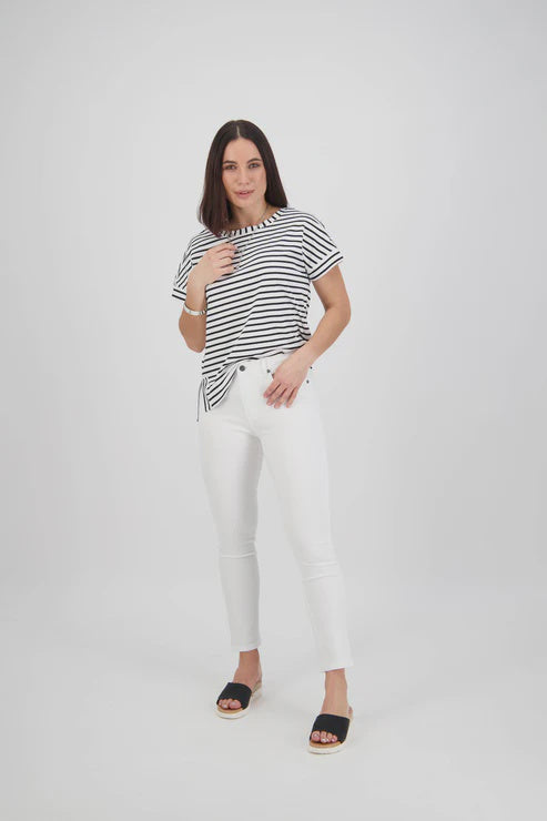 5744 - White Denim Vassalli Skinny Leg Jeans