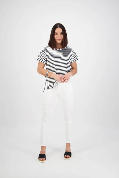 5744 - White Denim Vassalli Skinny Leg Jeans