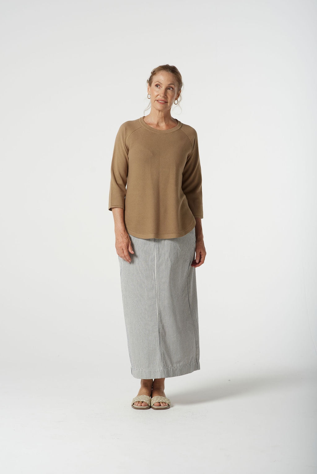 8144 3/4 Sleeve Raglan Jumper