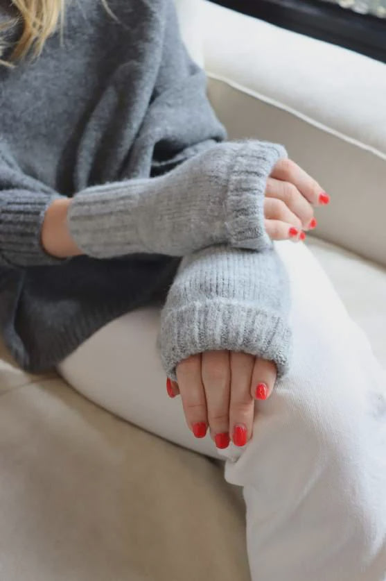 Fingerless Gloves - Cinnamon Creations