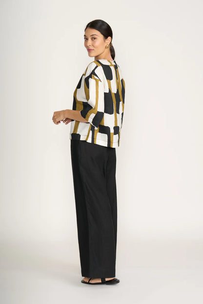 FO8232 Looking Sharp Top