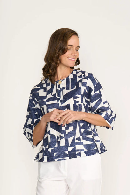 FO8232 Looking Sharp Top
