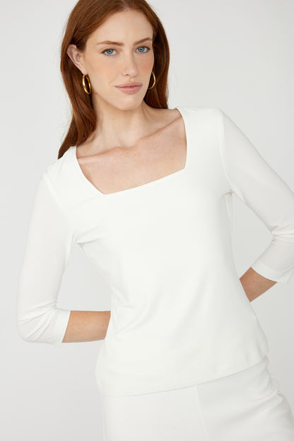 254019 Square Neck Pullover Style