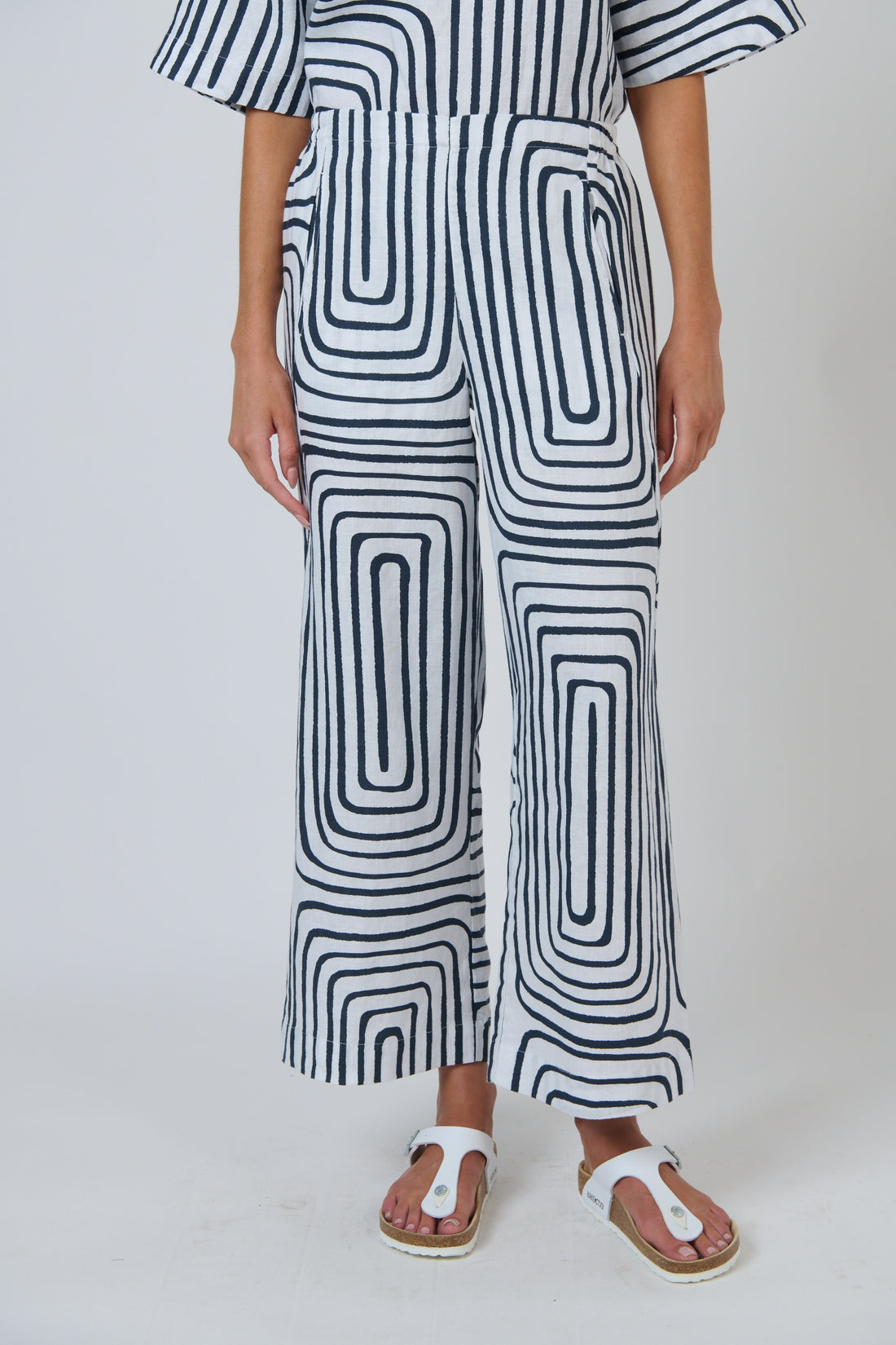 Maze Print Wide Leg Linen Pants – Naturals by O&amp;J