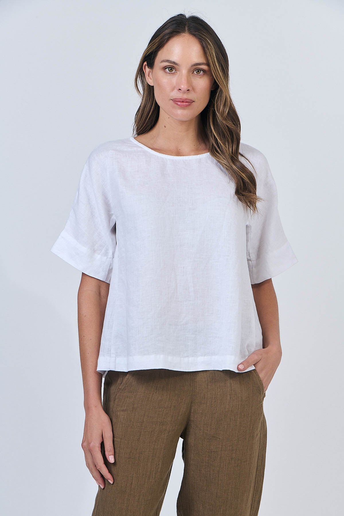 Naturals GA585 White Short Sleeve Top