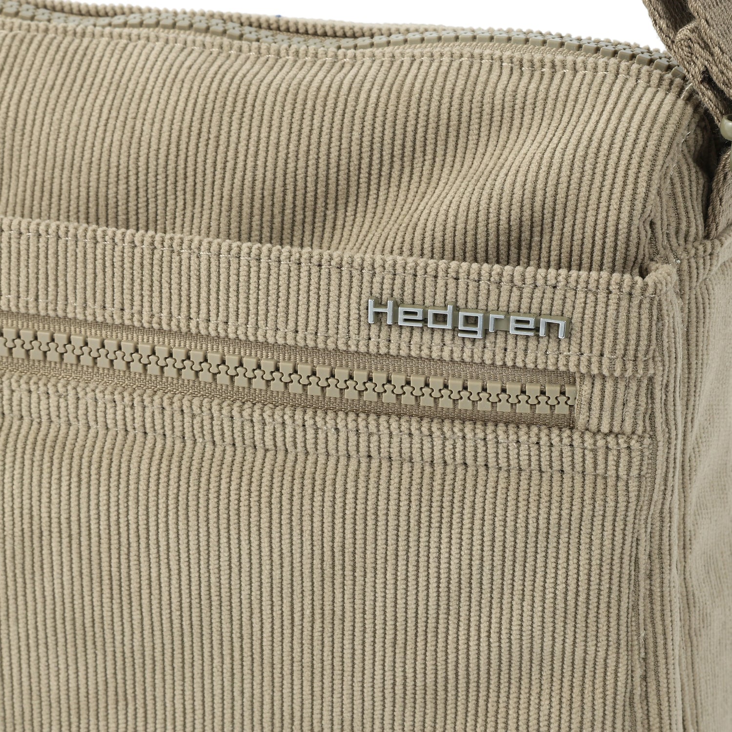 Hedgren HIC176 EYE Crossbody RFID Bag