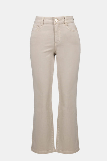 261995 Margot Classic Straight Leg Stretch Jeans