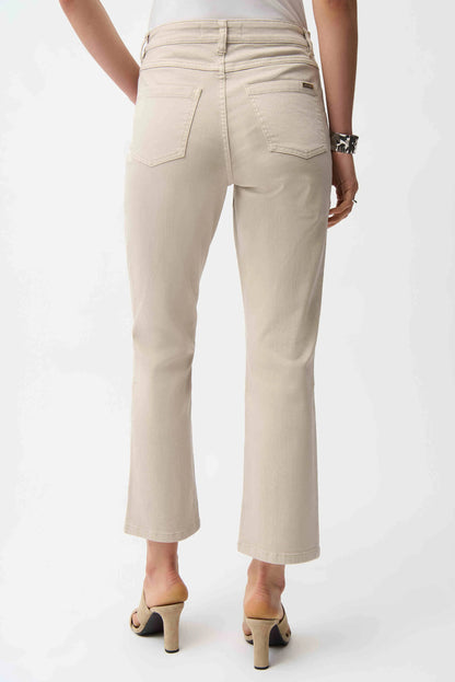 261995 Margot Classic Straight Leg Stretch Jeans