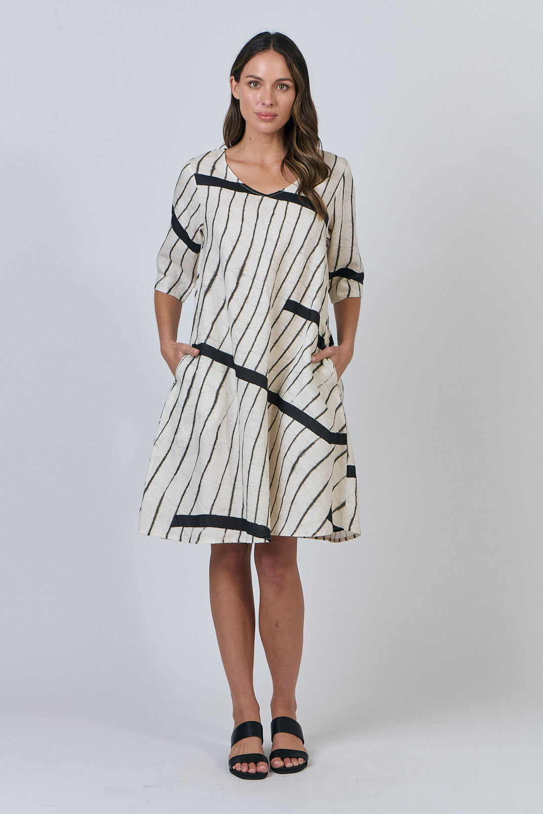 GA526 Linen Dress