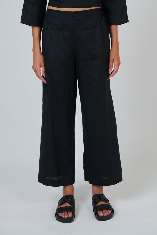 Naturals-by-O-and-J-GA398-Black-Linen-Pant-Front-Swannies-Clothing-Merimbula