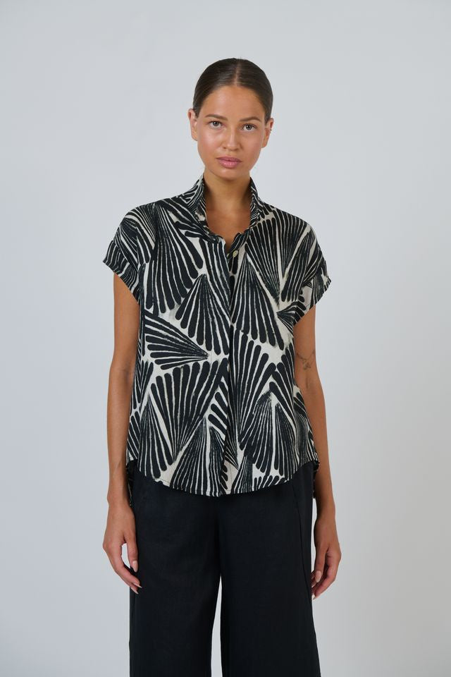 Naturals-by-O-and-J-GA632-Folies-Linen-Top-Front-Swannies-Clothing-Merimbula