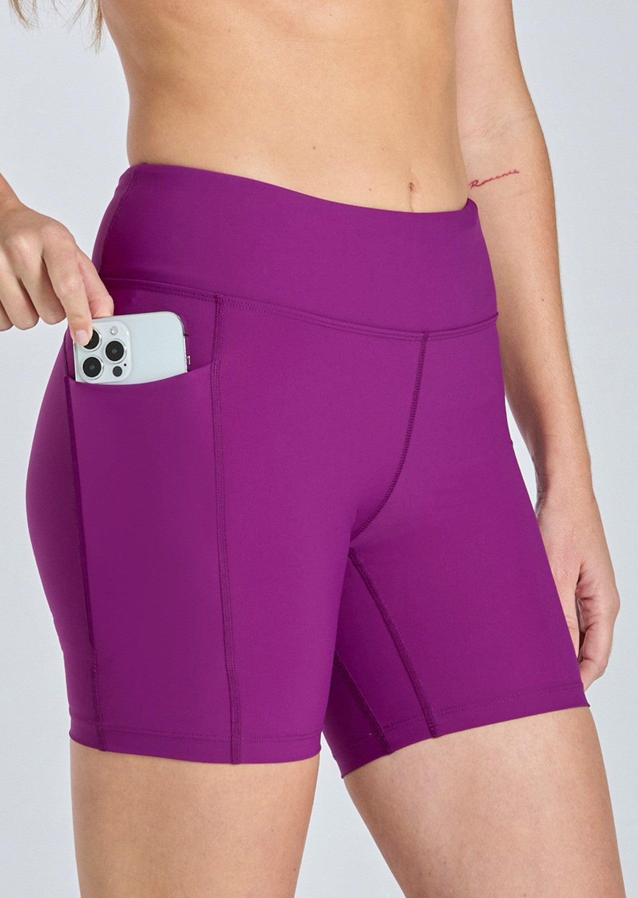 Run Swim Active Dual Pocket Mid-Thigh Short