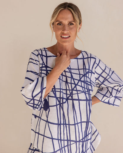 SS402 100% Linen 3/4 Sleeve Curved Hem Top