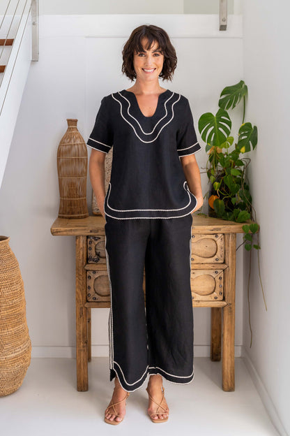 SS366 100% Linen Embroidery Trim Scoop Nk Top