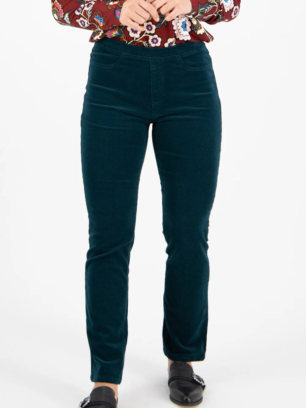 234M Slim Length Cord Pull On
