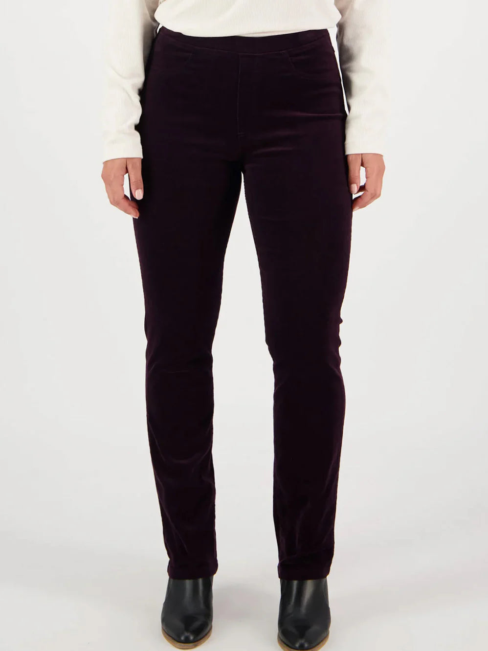 234M Slim Length Cord Pull On