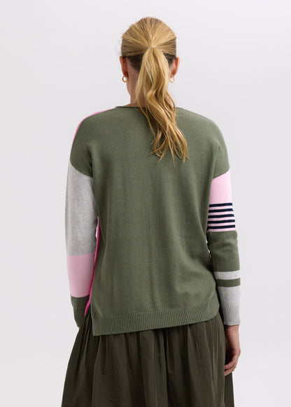 ZP7714 Ladder Stripe V Top