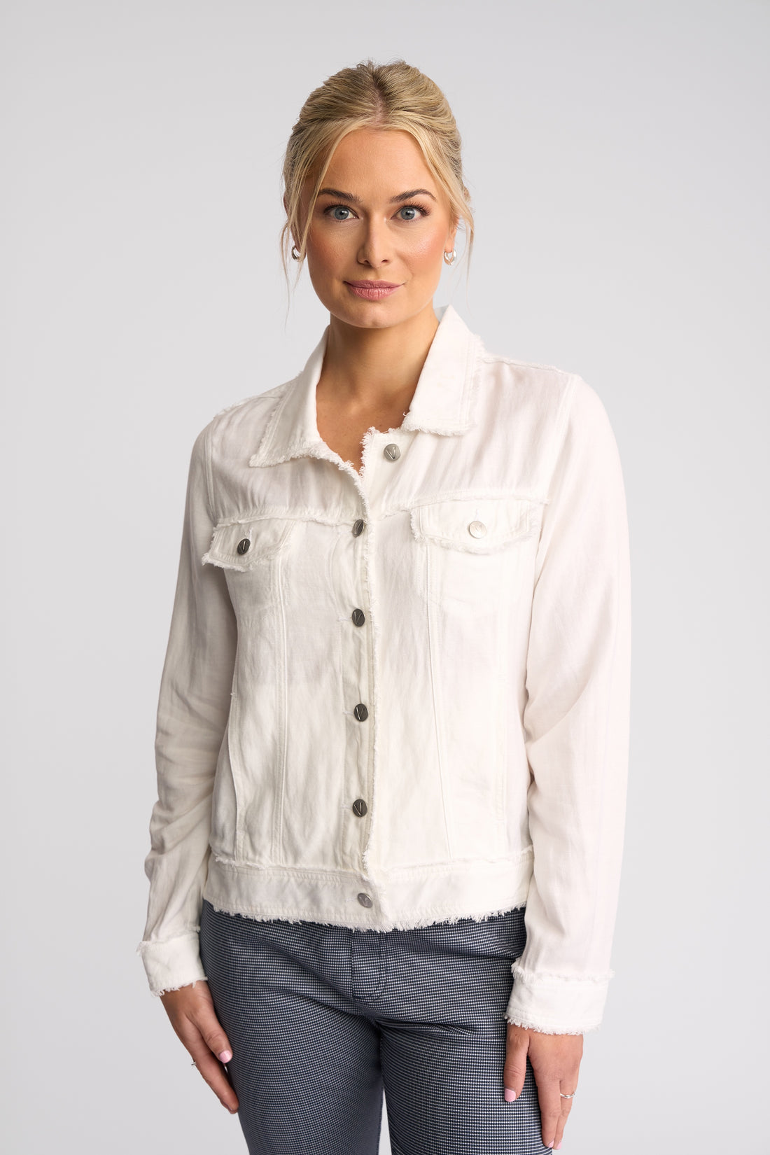 Aura Jacket White - Vassalli
