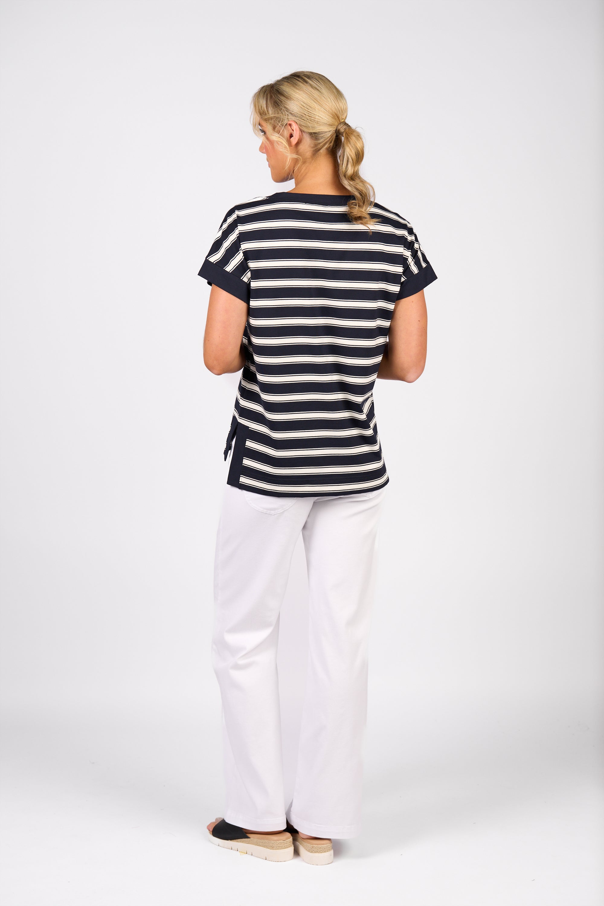 4363 Drop Sleeve Top with Stepped Hem