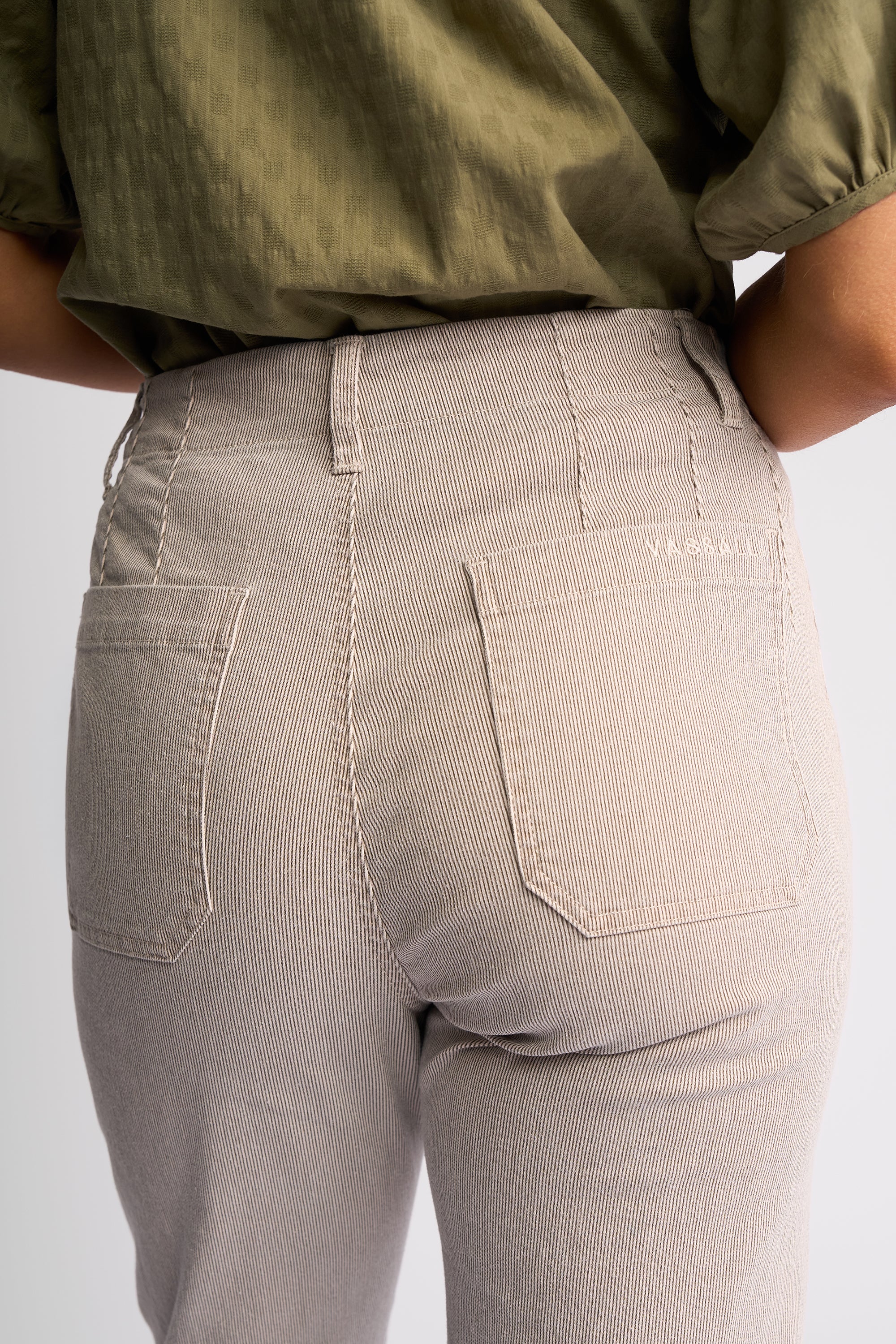 Daily Jean Ecru Stripe Denim - Vassalli